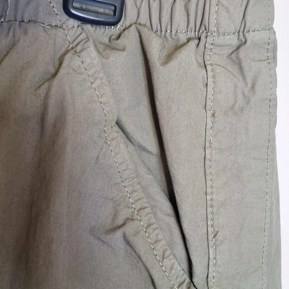 BDG Y2K Wide Leg Cargo Pants Size XL Olive Green *Like New - Picture 5 of 11